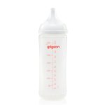 Biberón Pigeon de polipropileno SofTouch Peristáltico PLUS Boca Ancha de 330ml / 11oz. Blanco